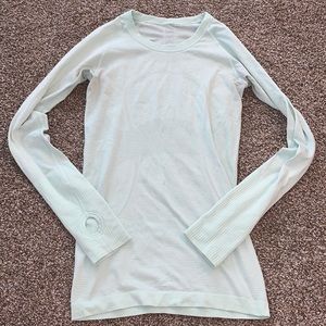 long sleeve lululemon swiftly tech